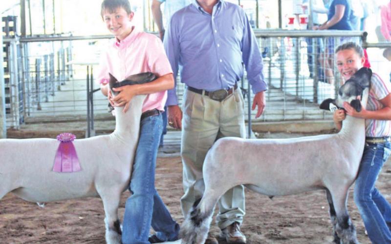 Coufal siblings get competitive with livestock