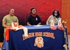 Jones signs with Navarro with Band Scholarship